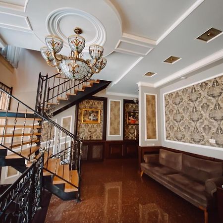 Royal Renaissance Hotel Yerevan Ngoại thất bức ảnh
