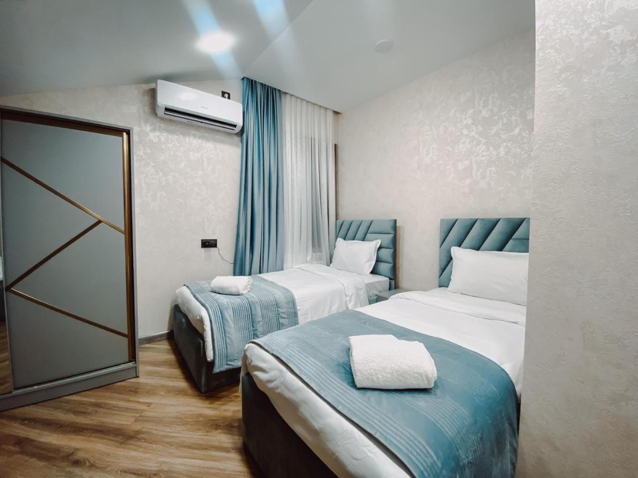 Royal Renaissance Hotel Yerevan Ngoại thất bức ảnh