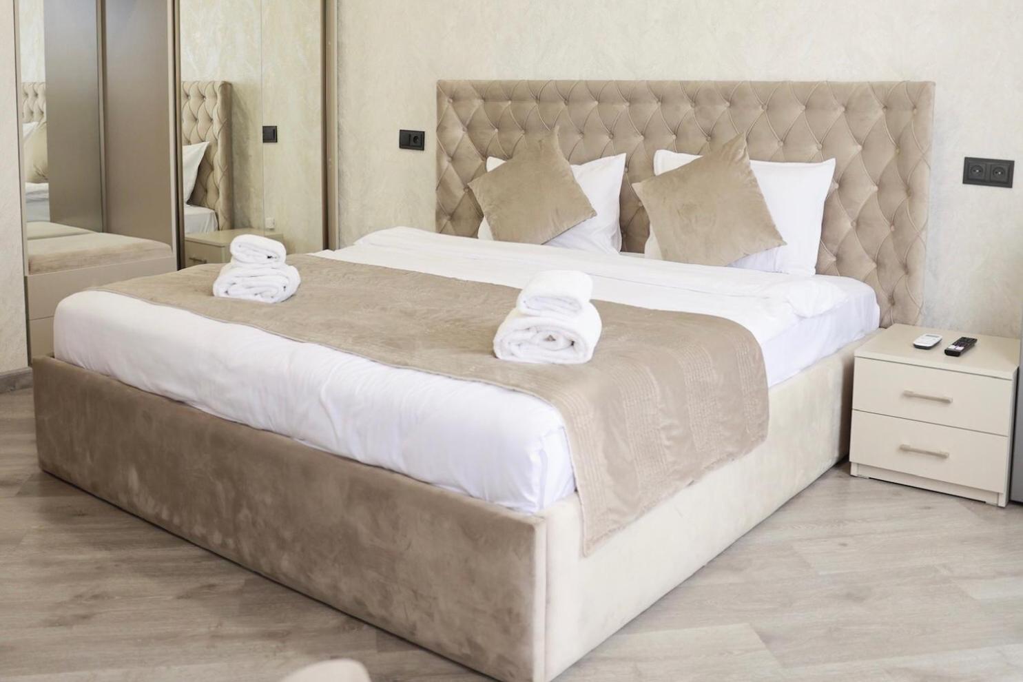 Royal Renaissance Hotel Yerevan Phòng bức ảnh