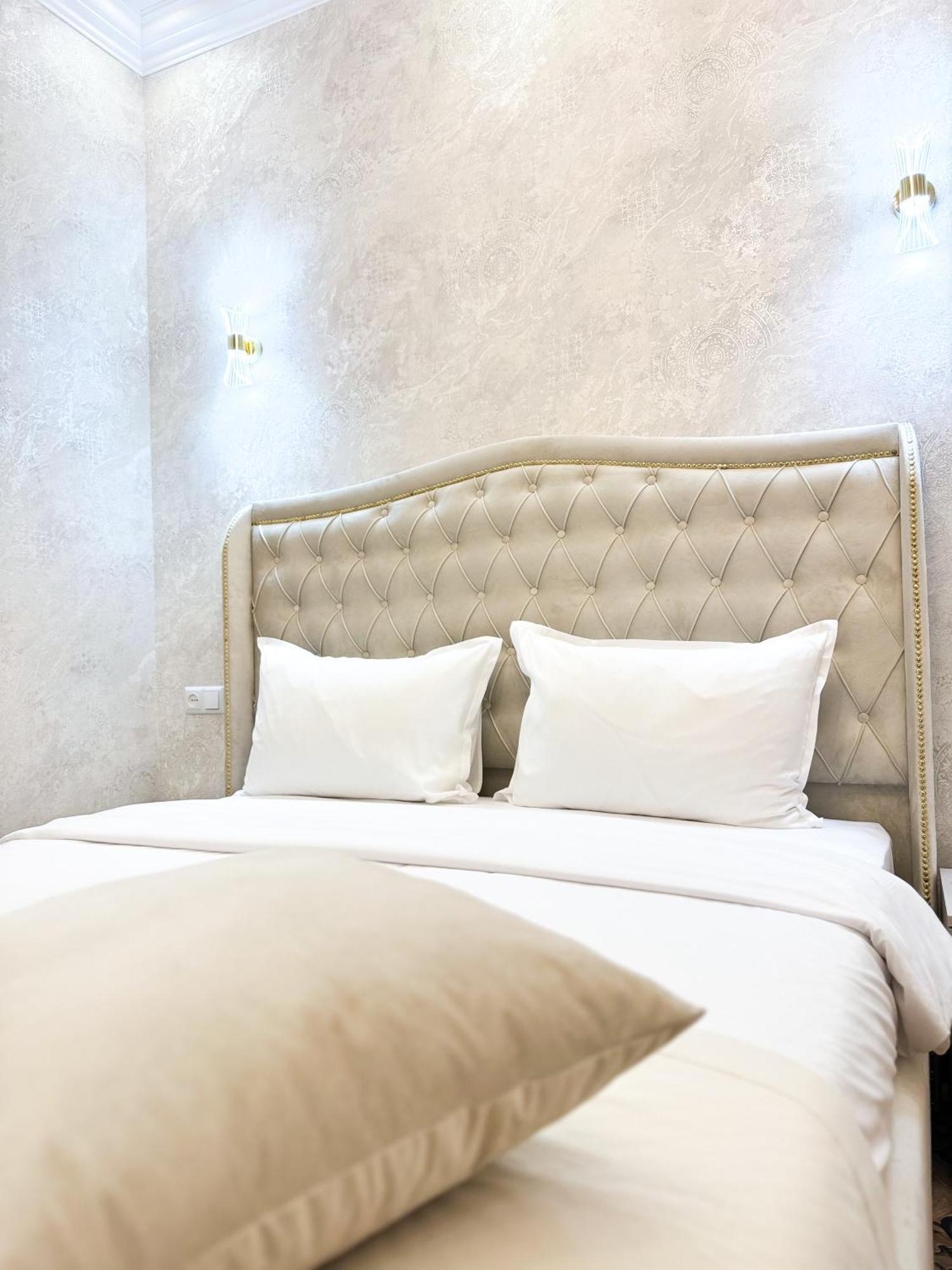 Royal Renaissance Hotel Yerevan Phòng bức ảnh